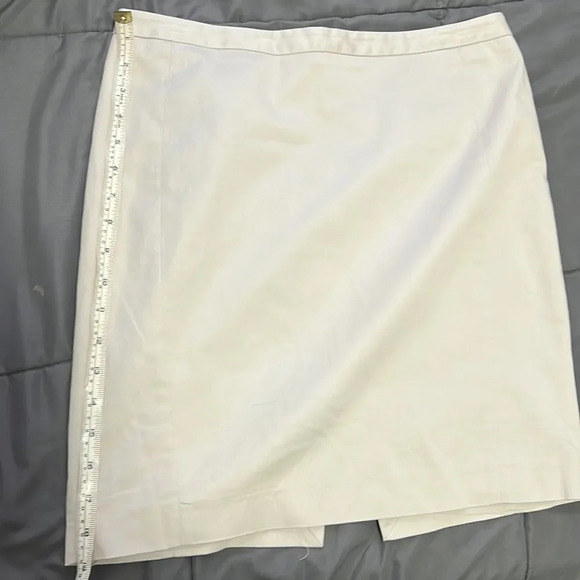 Express pencil skirt size 6 beige - Picture 8 of 8
